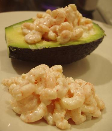 aguacate con gambas Aguacate con gambas