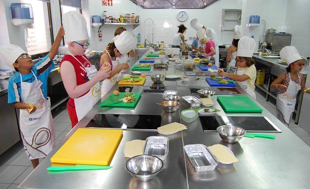 talleres de cocina divertidos para el catering de las fiestas infantiles Talleres de cocina divertidos para el catering de las fiestas infantiles